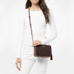 MICHAEL KORS Jet Set 防刮皮革相機包 時尚小方包 3色