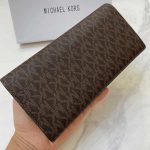 Michael Kors 滿版LOGO防刮皮革長夾 多卡位 錢包