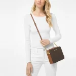 【棕色/白色】Michael kors MK Jet Set 經典滿印字母LOGO鏈條相機包 斜挎包