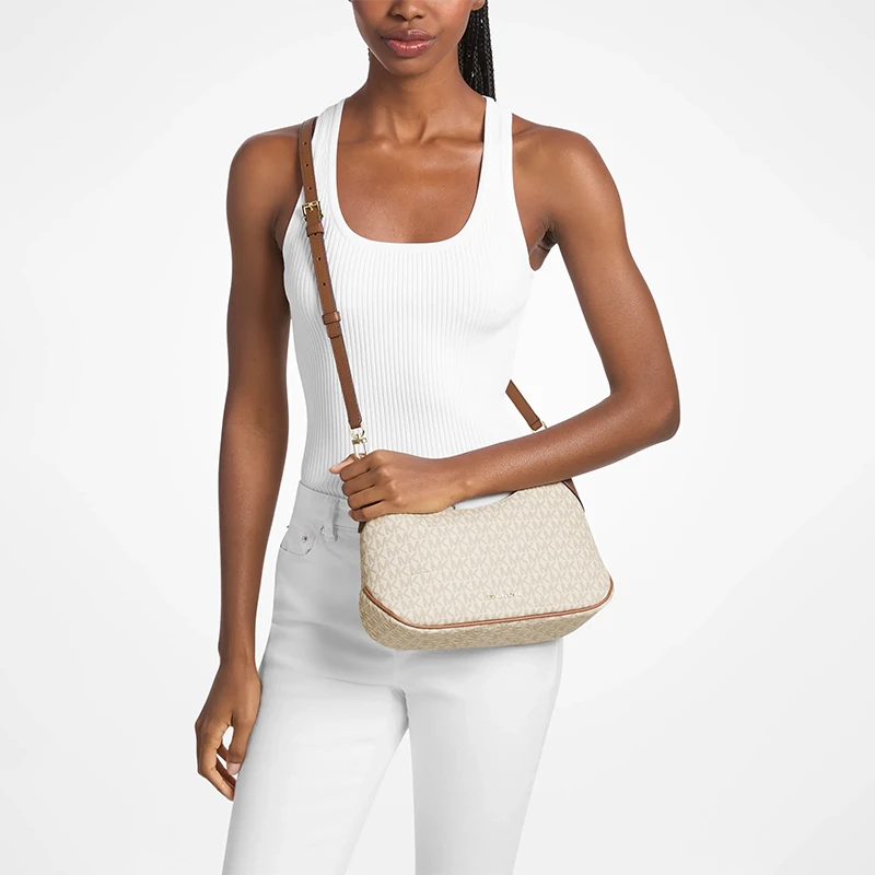 MICHAEL KORS Jet Set 中號經典Logo印花兩用斜背包 香草白 穿搭